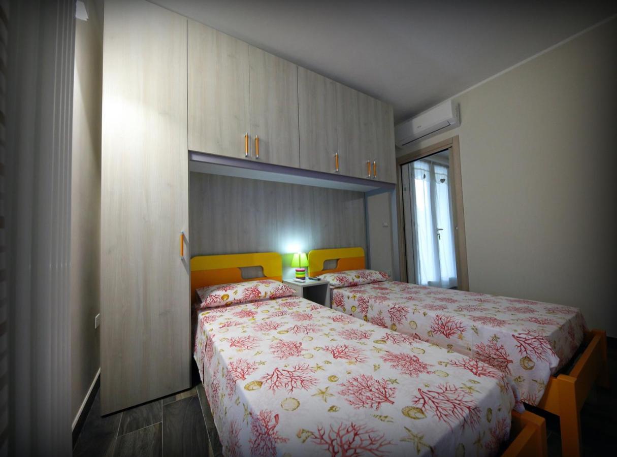 Villa Solemar Holidays 阿沃拉 外观 照片