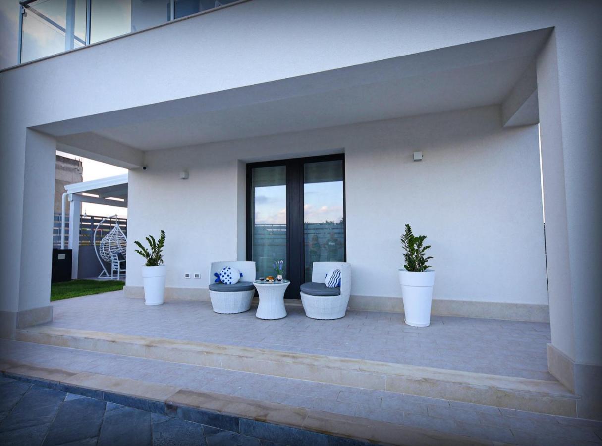 Villa Solemar Holidays 阿沃拉 外观 照片