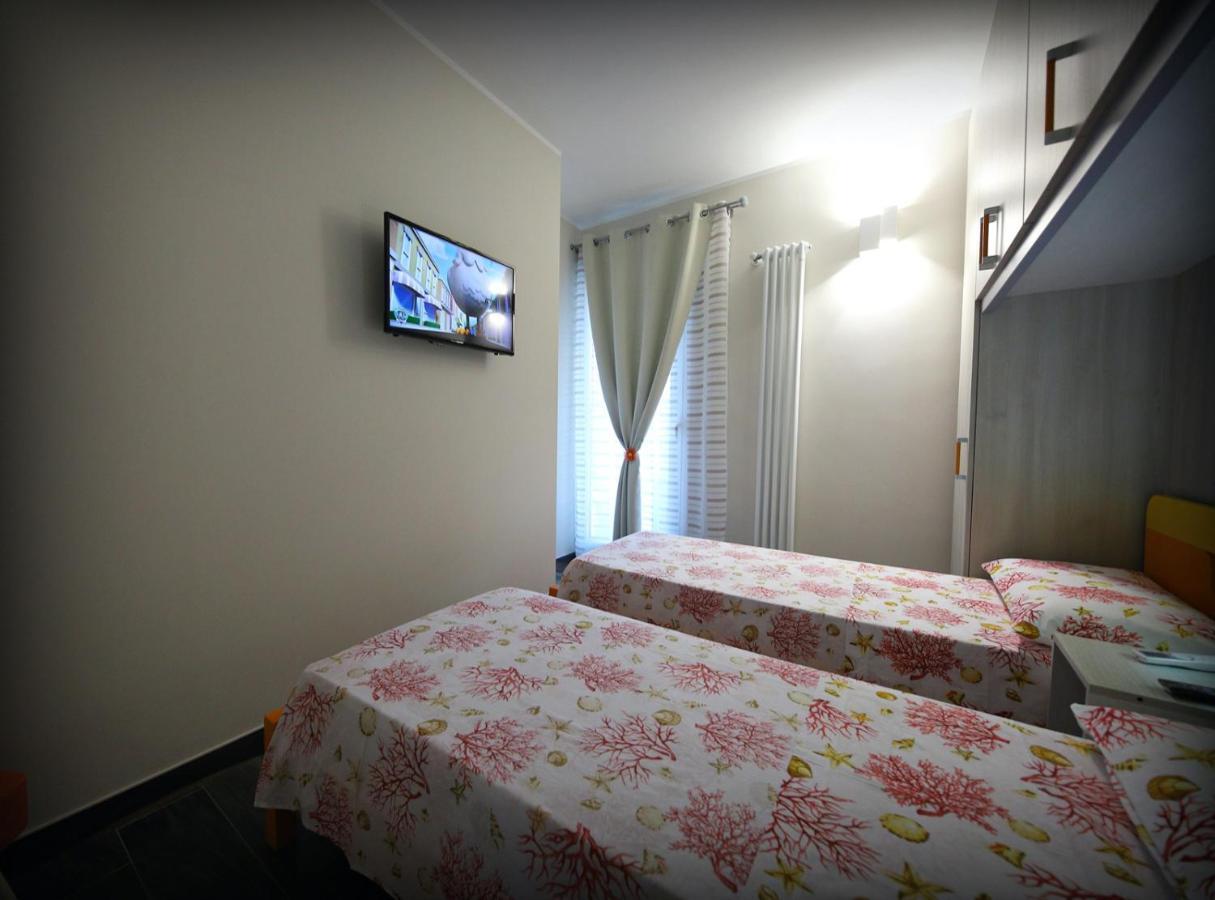Villa Solemar Holidays 阿沃拉 外观 照片
