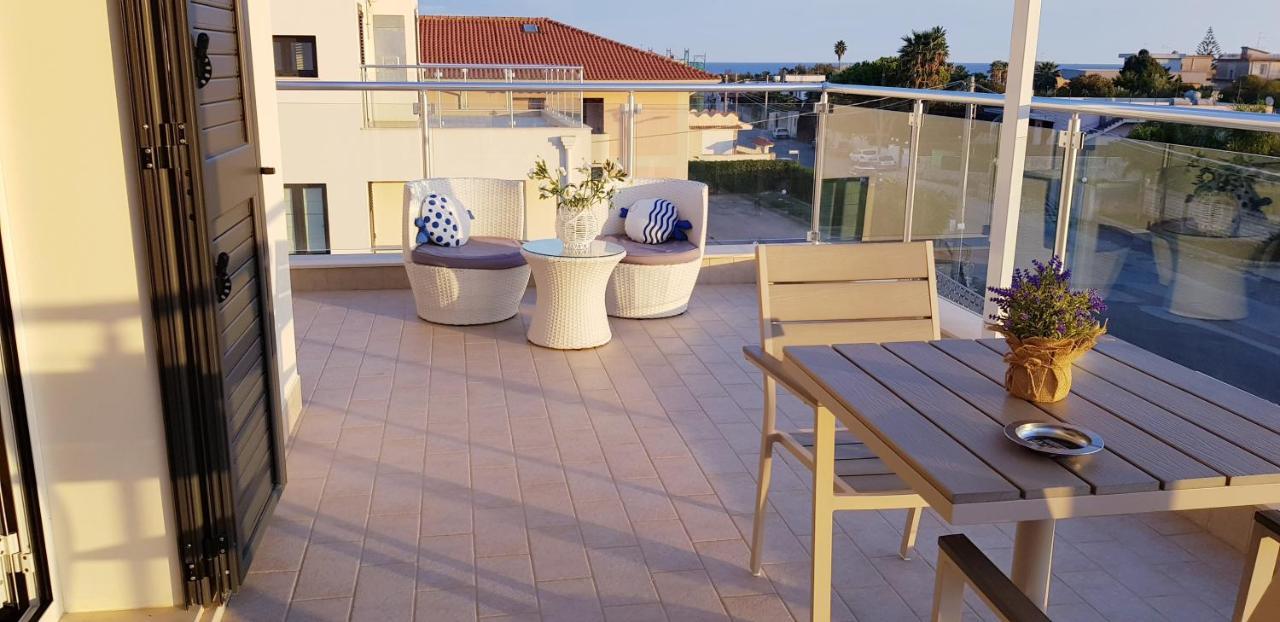 Villa Solemar Holidays 阿沃拉 外观 照片