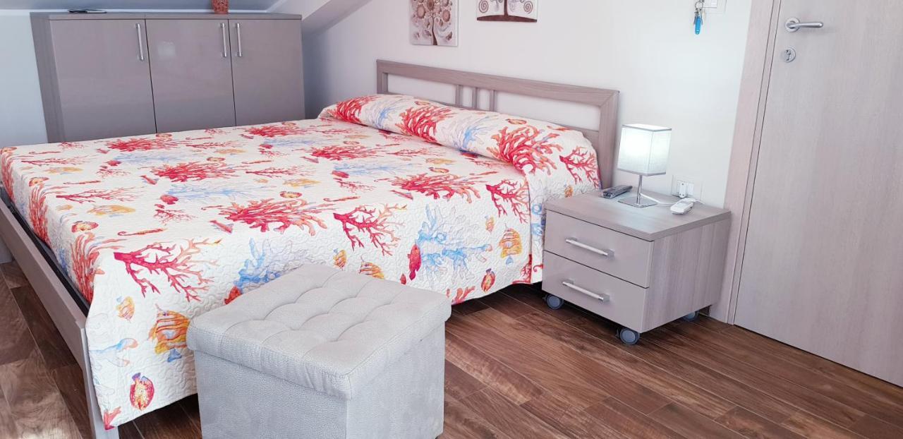 Villa Solemar Holidays 阿沃拉 外观 照片