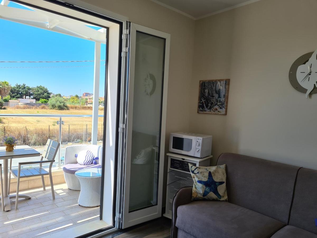 Villa Solemar Holidays 阿沃拉 外观 照片