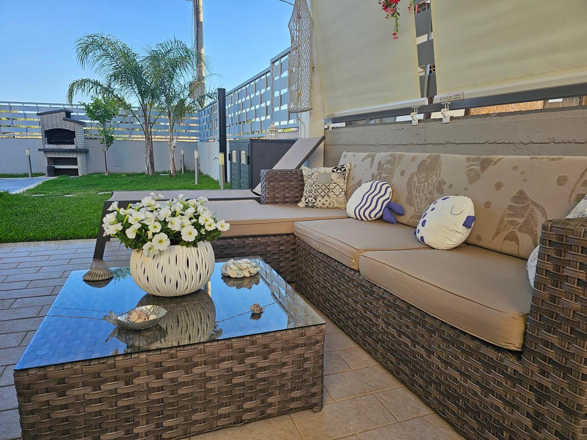 Villa Solemar Holidays 阿沃拉 外观 照片